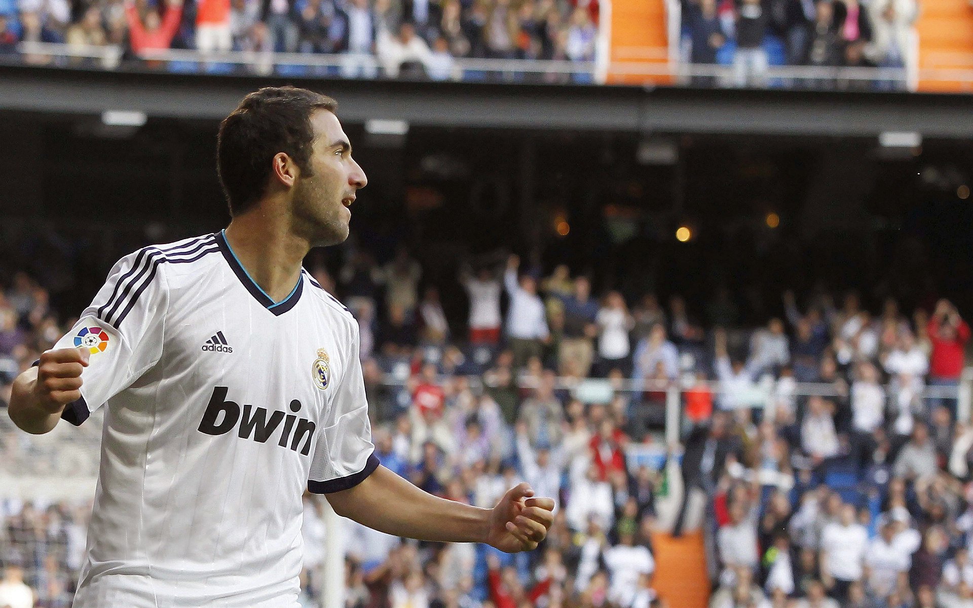 利物浦狂胜南非，金玟哉成关键先生，亚洲铁闸如何改写英超格局？